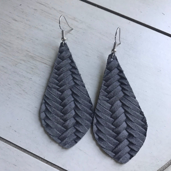 Gray Pendant